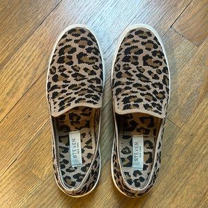 Steve Madden cheetah print slip ons size 6.5